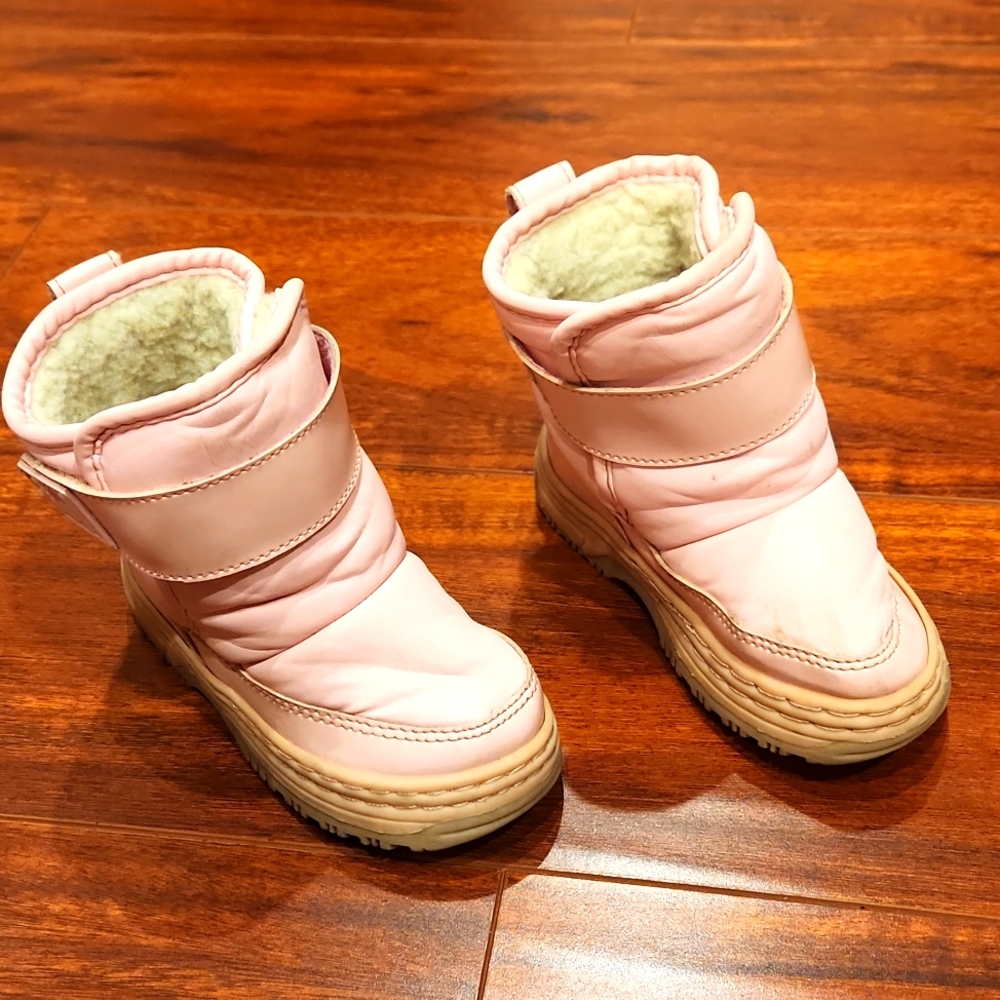 Circo Girls Boots size 8